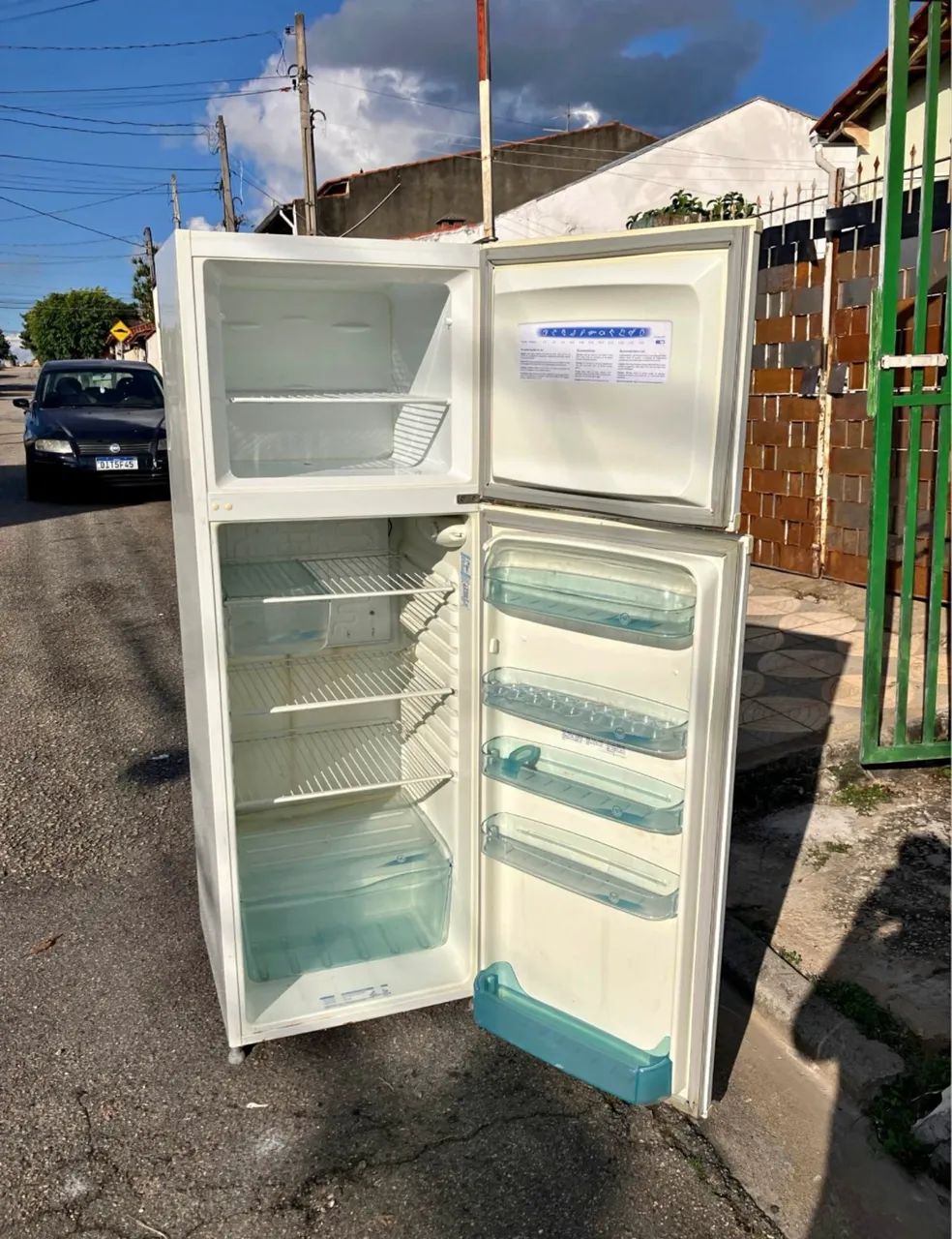GELADEIRA ELETROLUX 400L 