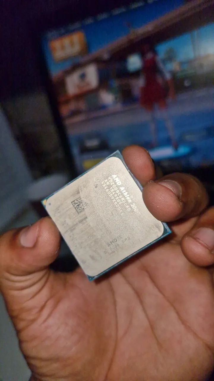 Processador Atlhon 200 GE com video integrado