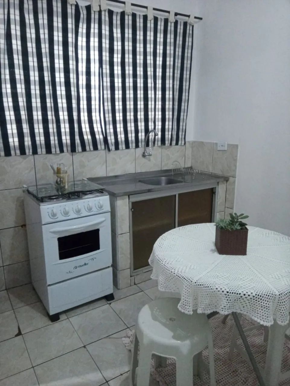 Kitinetes com mobília completa 