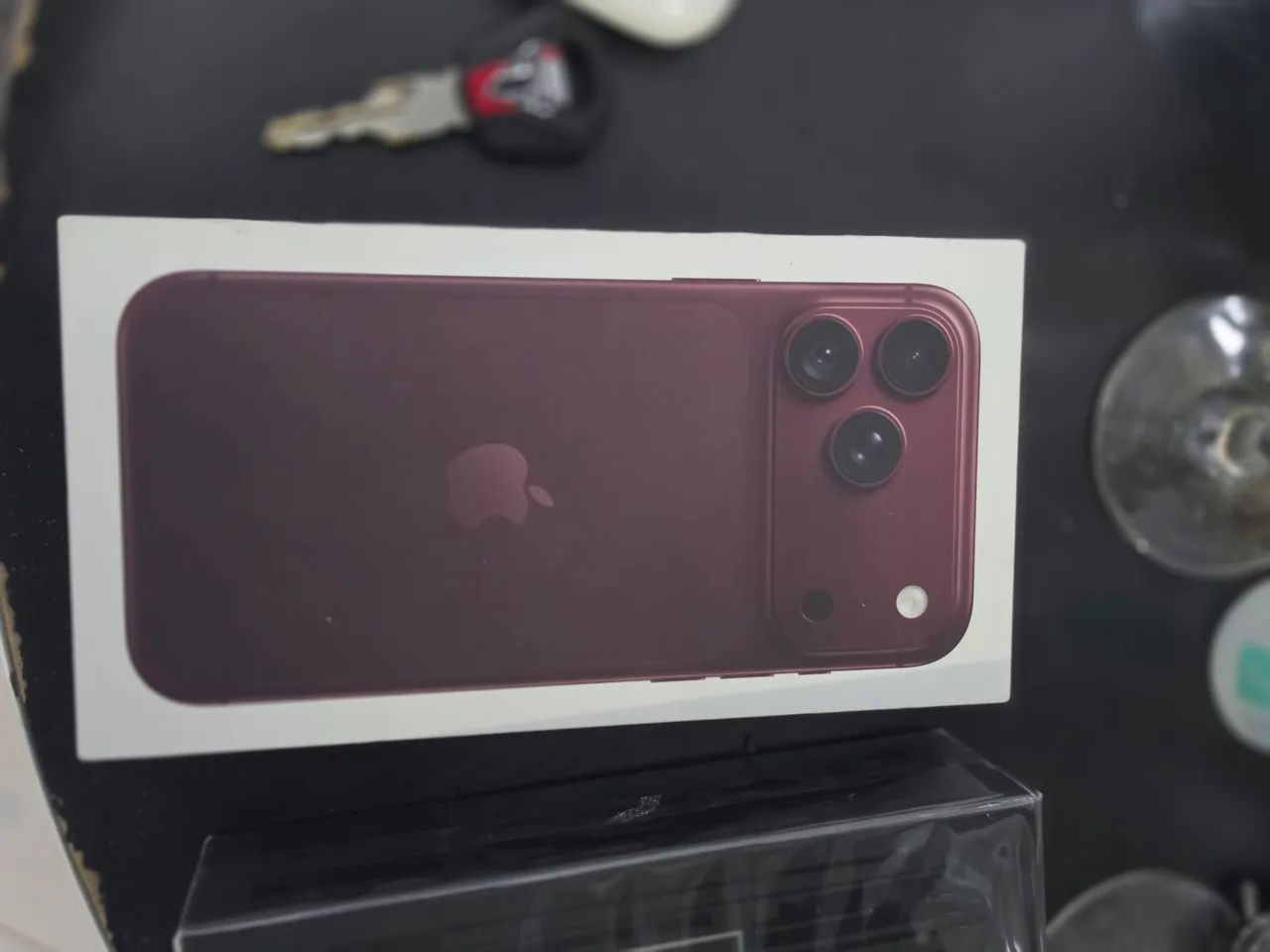 Iphone  18 pro max roxo 256gb - Foto 3
