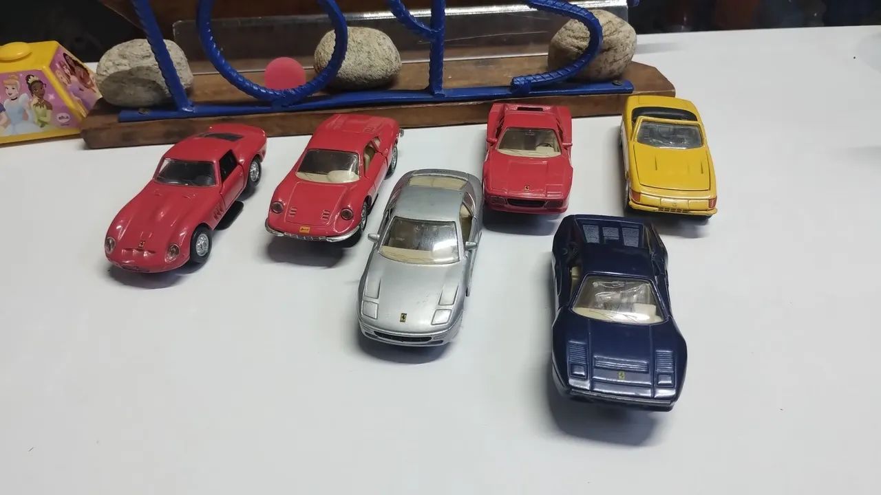 Ferrari metal unidade