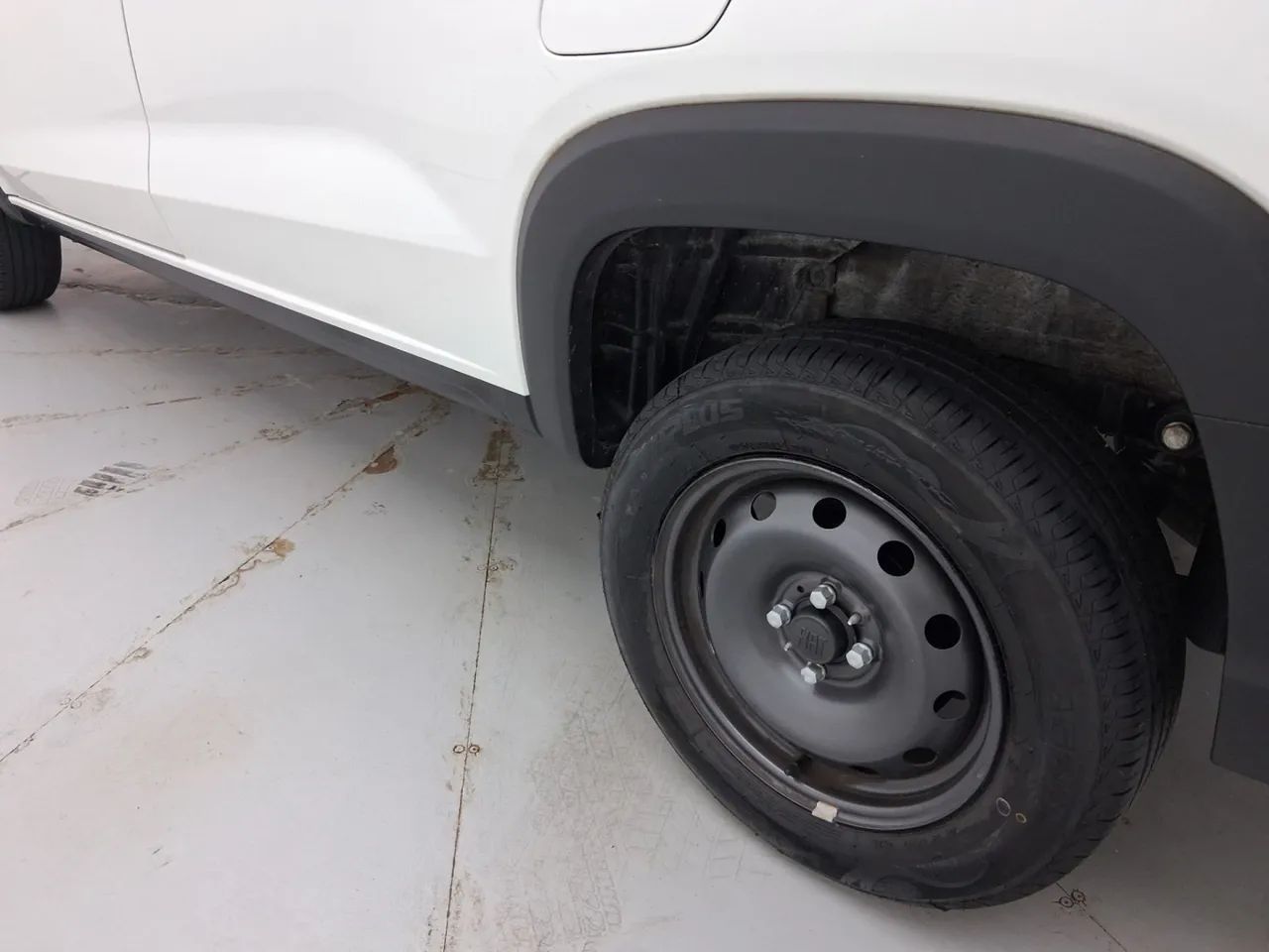 Fiat Strada Endurance 1.3 Flex 8V CS, foto 12 de 16