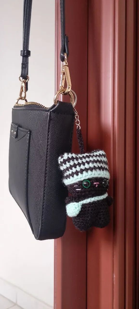 Chaveirinho de crochê de gatinho (Preto)