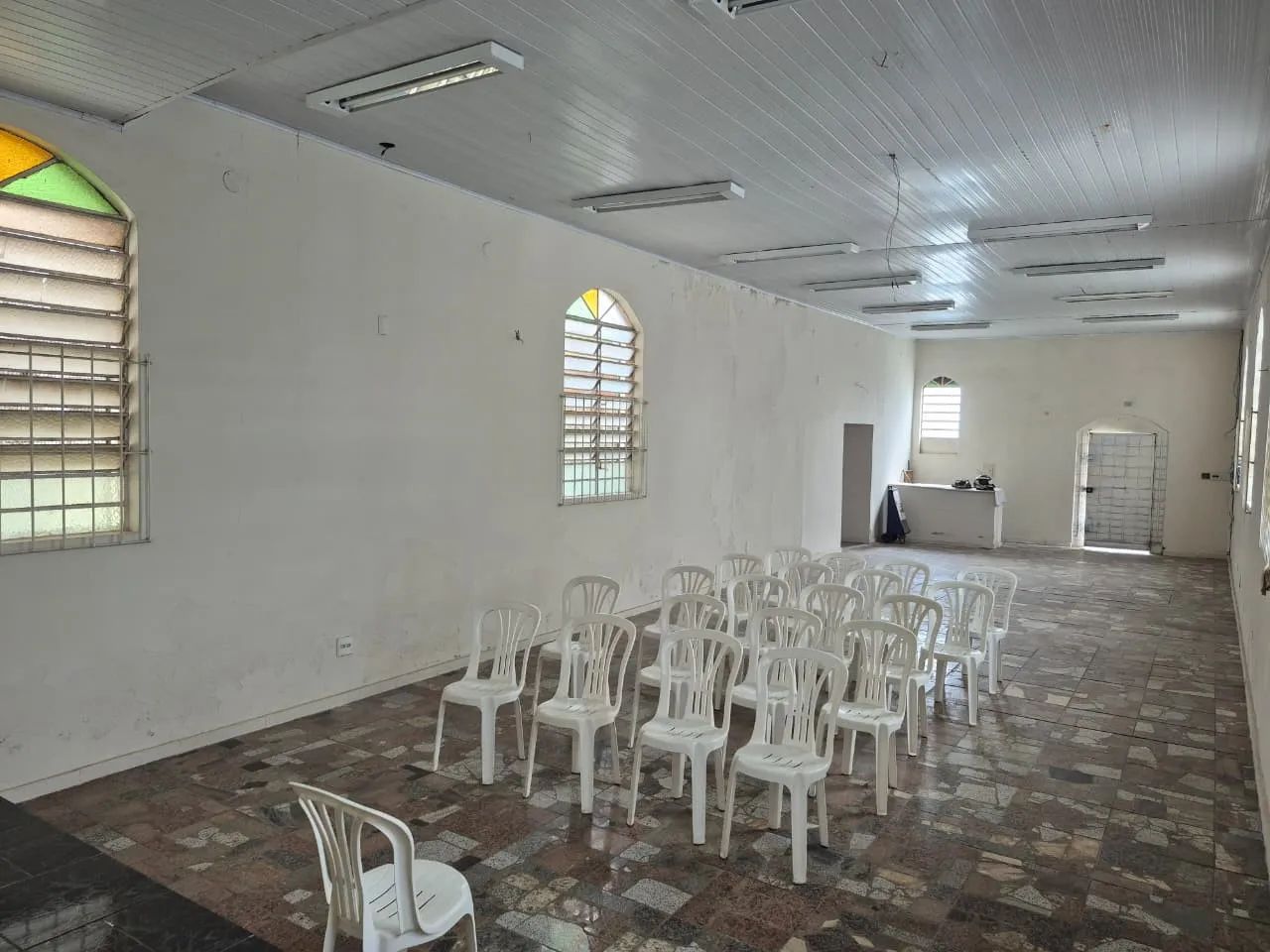 Sala Comercial para Venda em Vespasiano, Caieiras, 2 banheiros - Foto 4