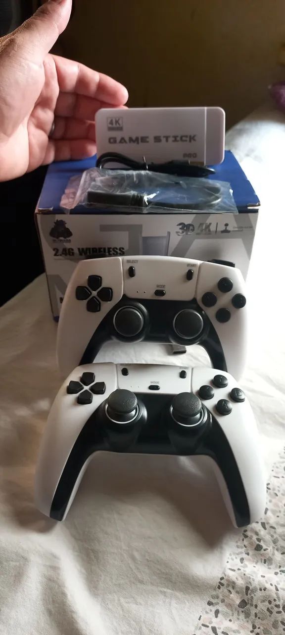 VENDO VÍDEO GAMER STICK M15 PRO  COM 2 CONTROLES  NA CAIXA  COM GARANTIA!! - Foto 3