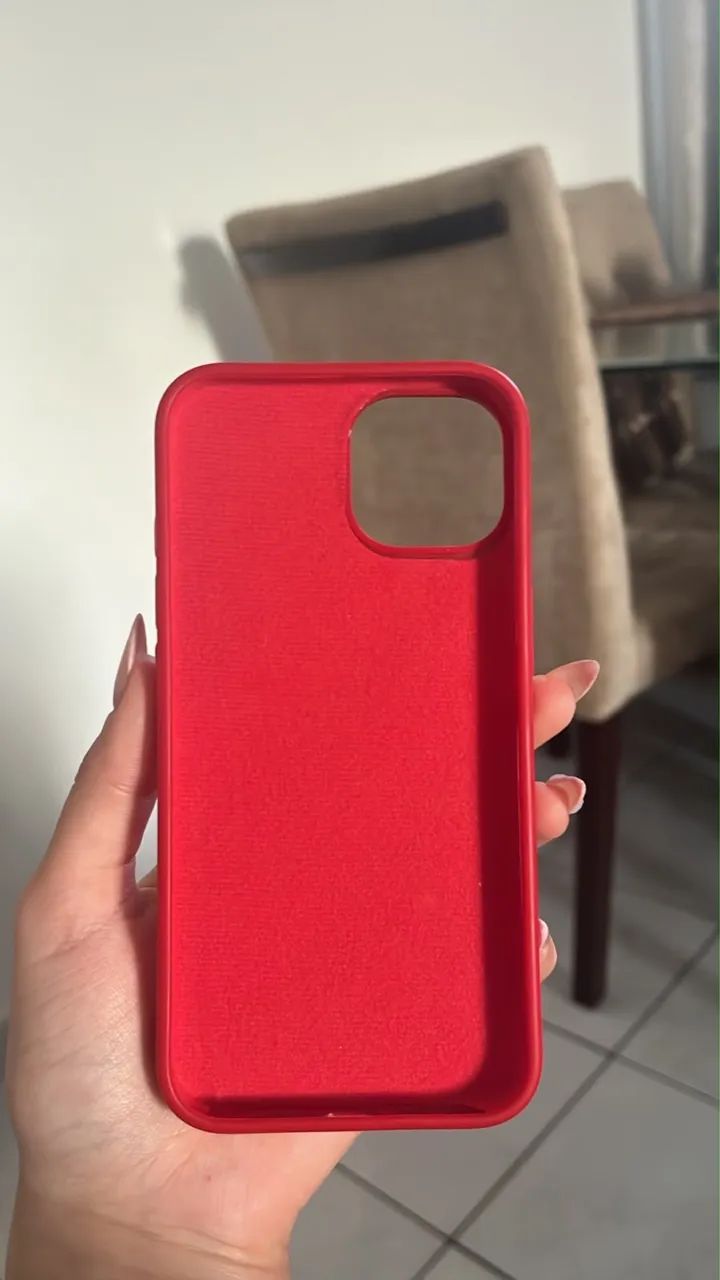 Capinha iPhone 14 vermelha nunca usada - Foto 4