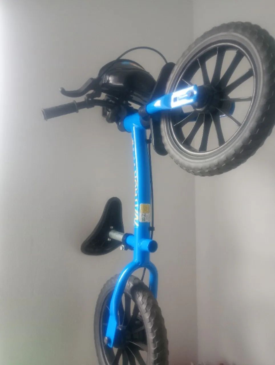 Vendo bicicleta de equilíbrio R$110,00 - Foto 4