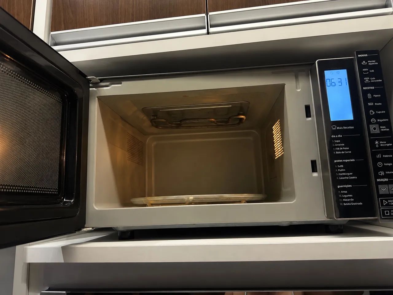  MICRO-ONDAS BRASTEMP INOX ESPELHADO 32L COM GRILL - Foto 4