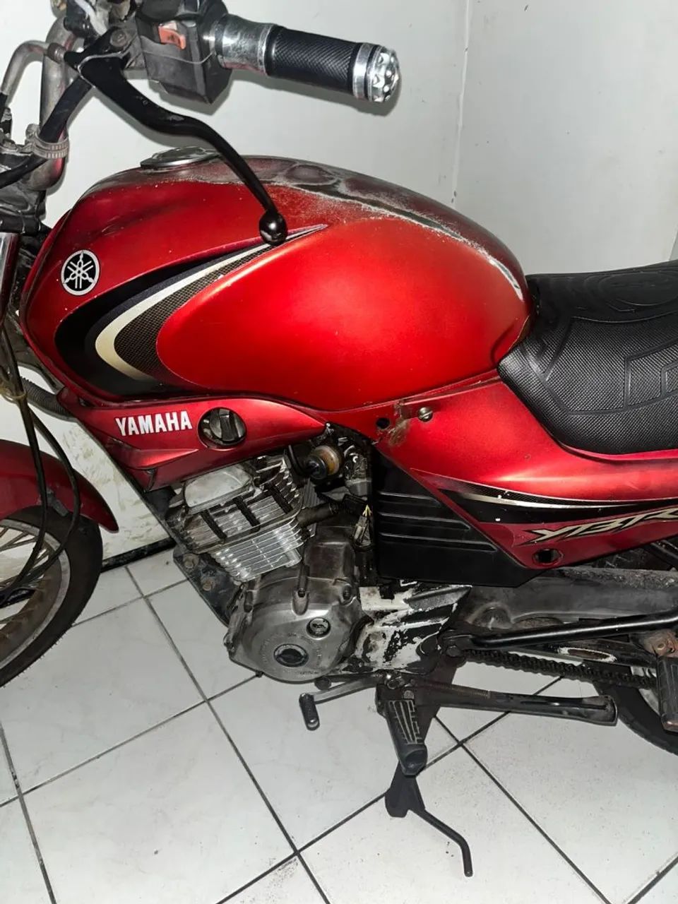 CBF125　カスタム　赤　CB125 CBX125 RZ125 YBR EN125 125デューク CBF125 カスタム 赤 CB125 CBX125 RZ125 YBR EN125 125デューク 【公式
