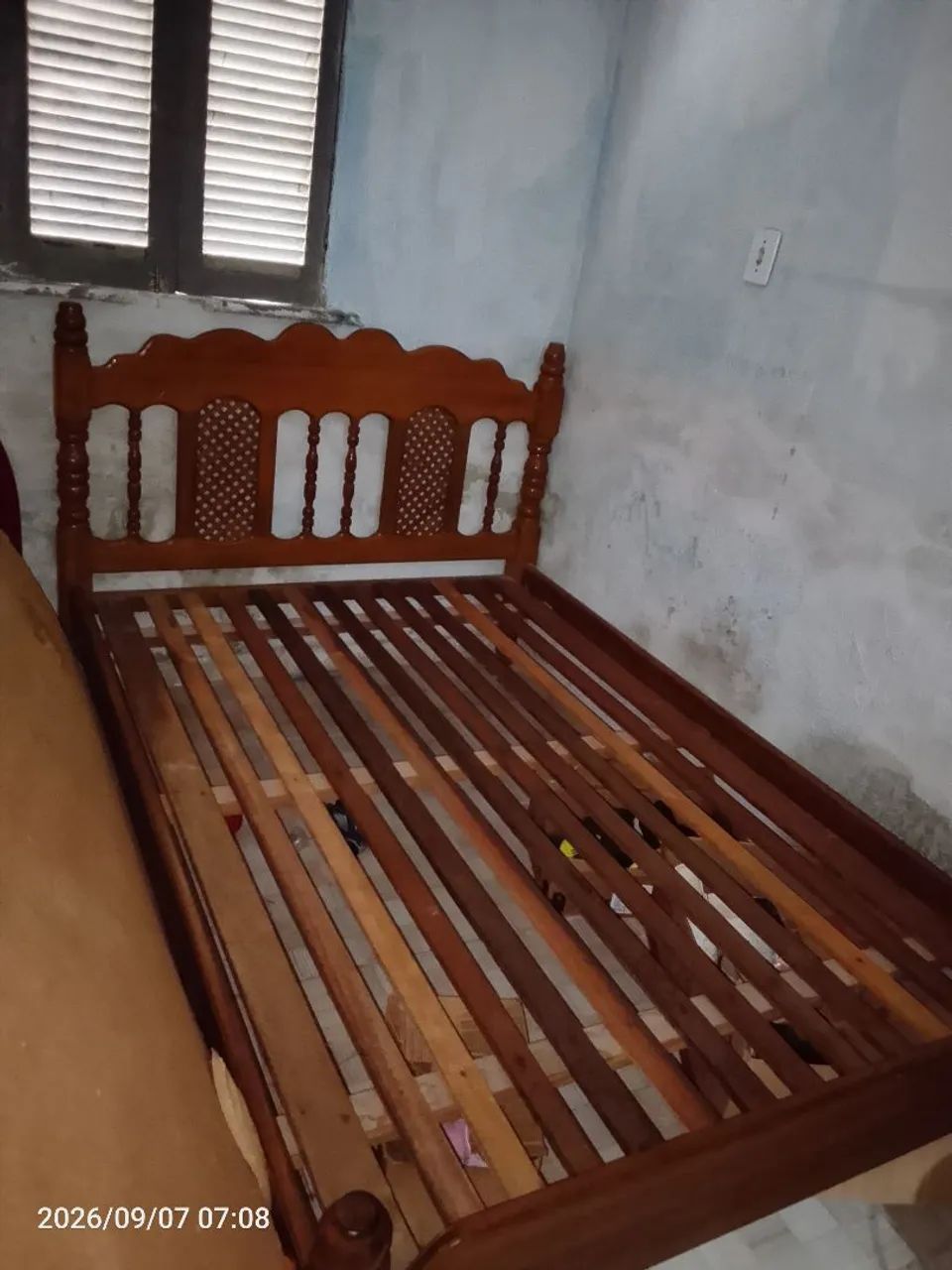 Cama de madeira boa 
