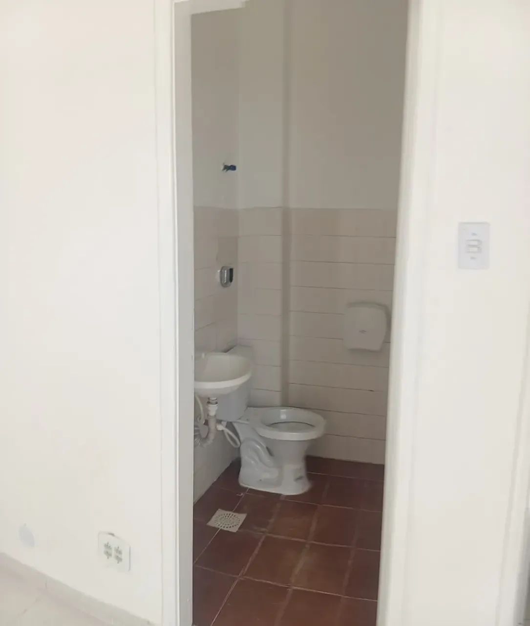 ALUGO-Sala COMERCIAL-Calçadão-Duque de Caxias - RJ - Foto 4