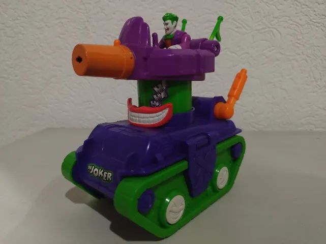 Kit Imaginext - Batcaverna Observatório do Batman + Tanque do Coringa - Foto 4