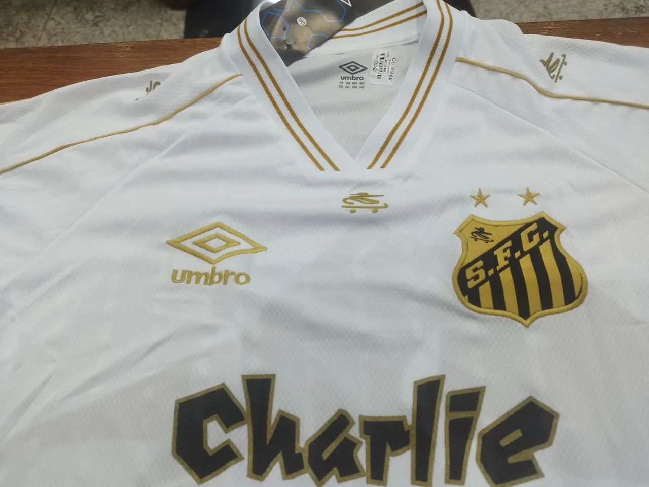 CAMISA CHARLIE BROWN SANTOS - Foto 2