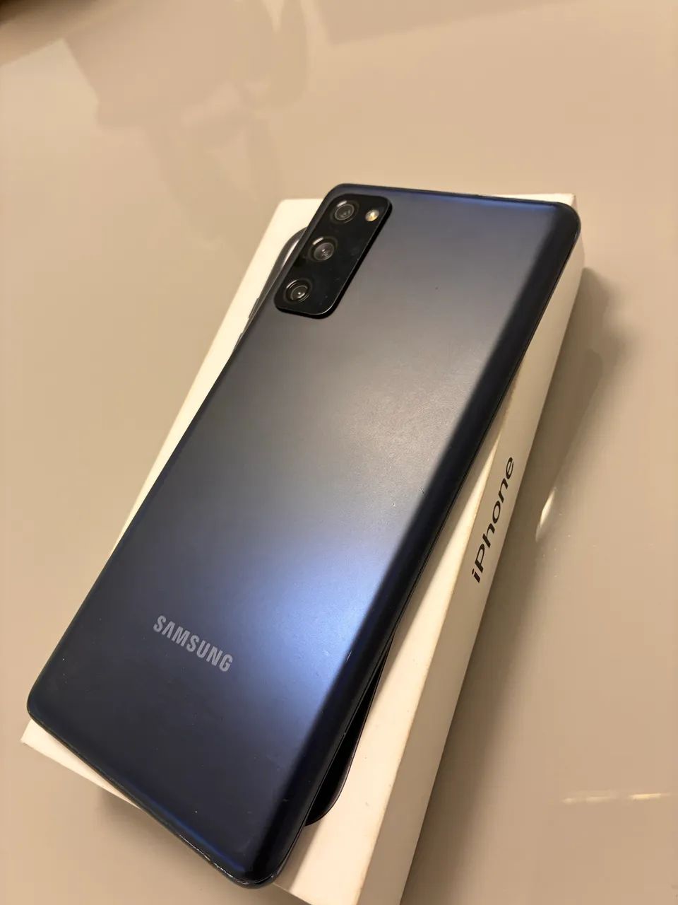 Samsung Galaxy S20 FE 5G - 128GB | 6GB RAM - Foto 3