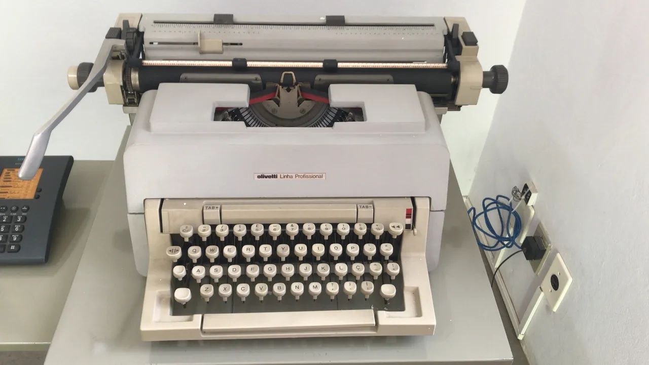 Máquina de escrever 
