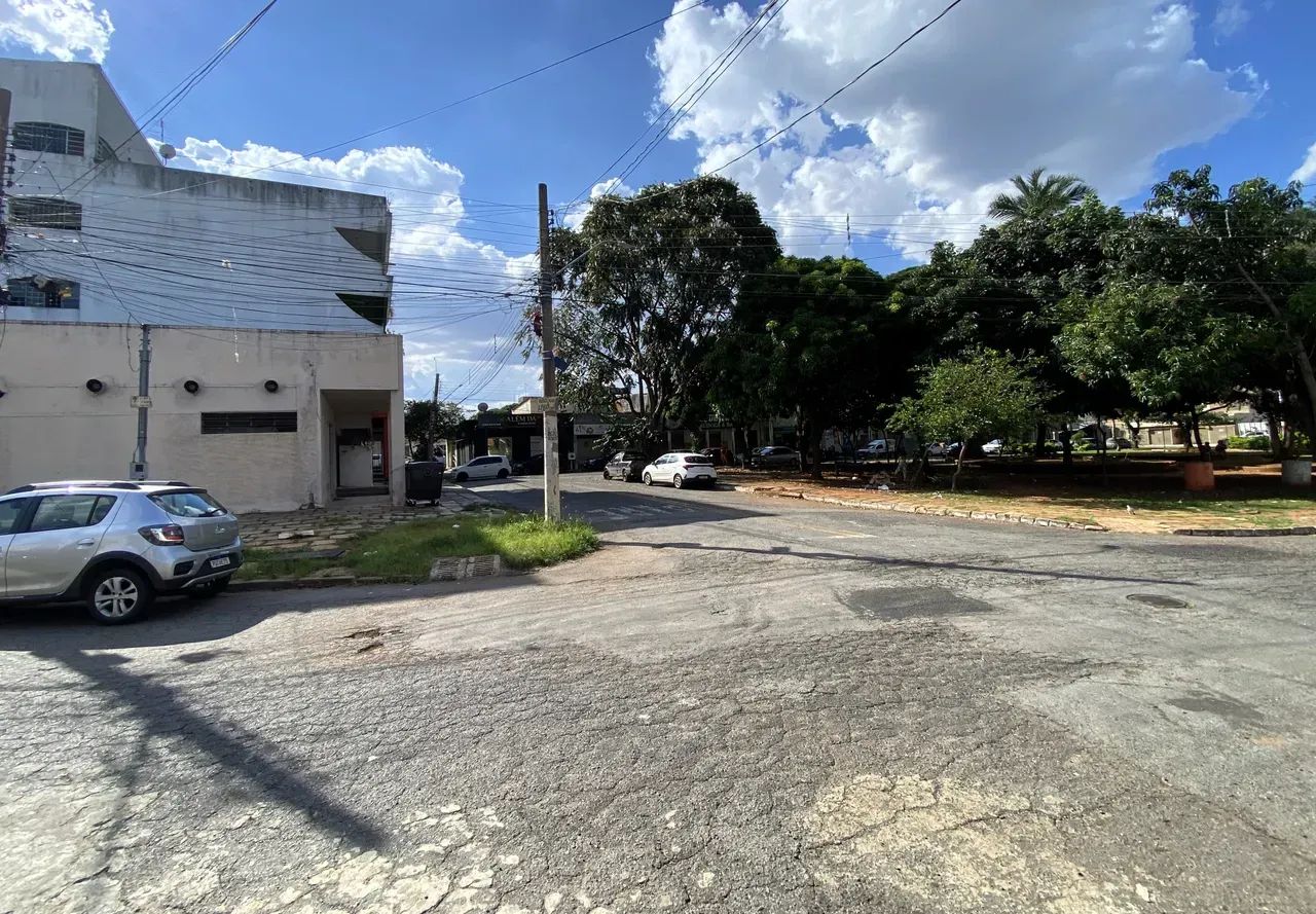 Prédio Triplex Multifuncional no Setor União - Oportunidade única de Investimento! - Foto 3