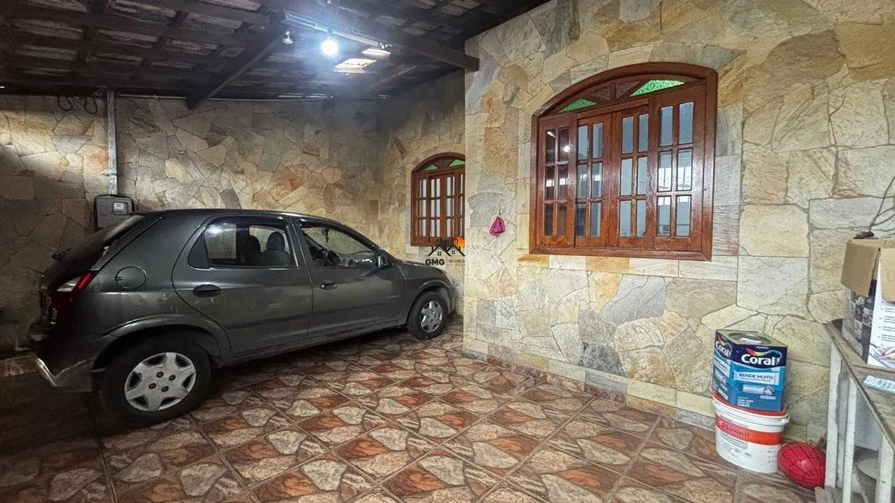 CASA GEMINADA INDEPENDENTE , B. JARDIM LEBLON