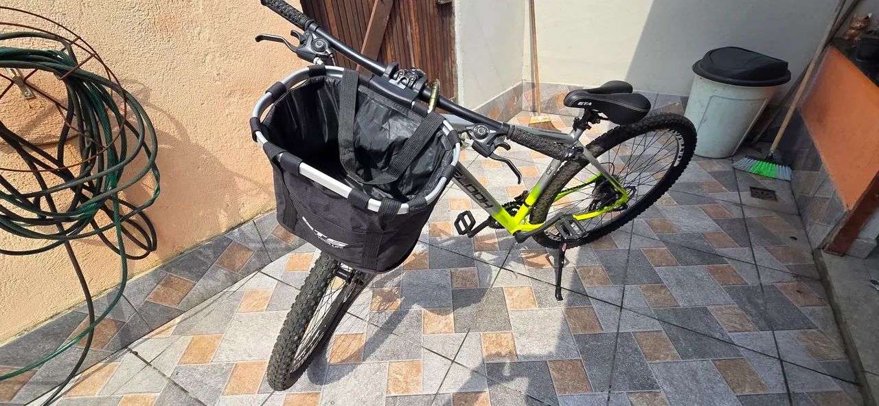 Vendo bicicleta aro 26 de alumínio 