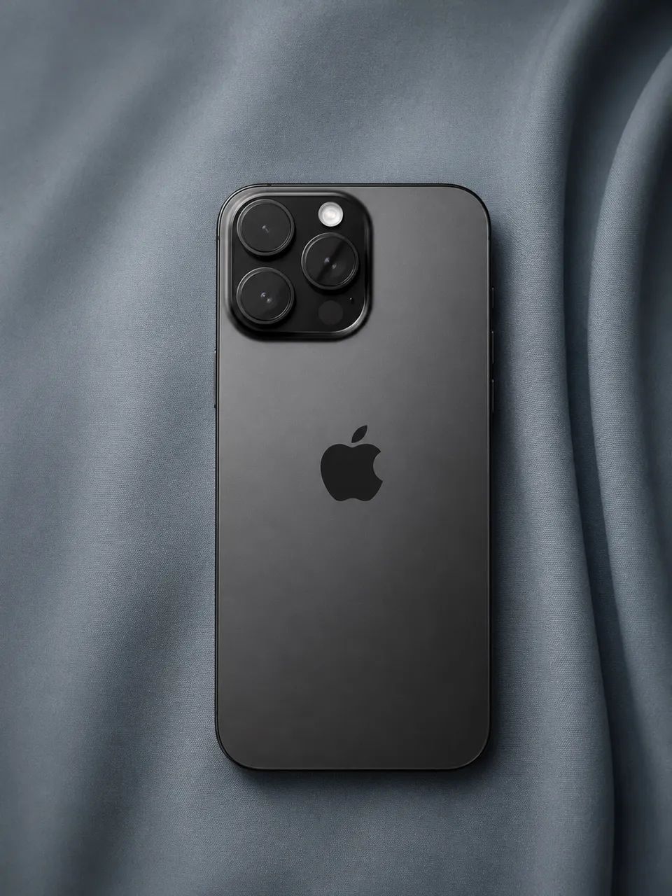 iPhone 16 Pro Max 256GB ブラック　99% iPhone 16 Pro Max 256GB - Preto Titânio | Excelente Estado