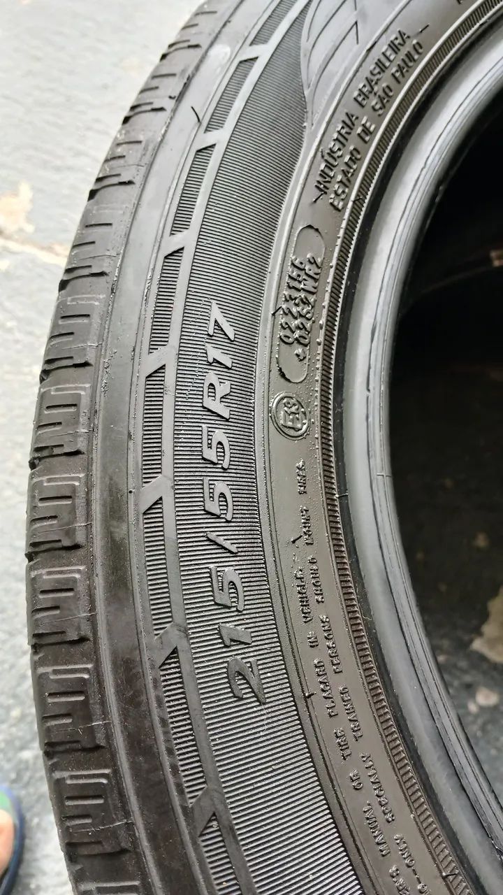 PNEUS 215 55 17 GOODYEAR  - Foto 2