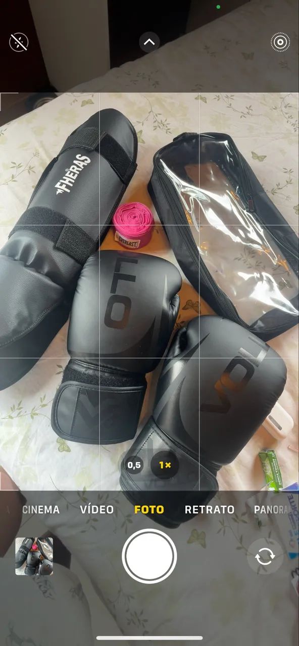 Luva e caneleira de muay thai 