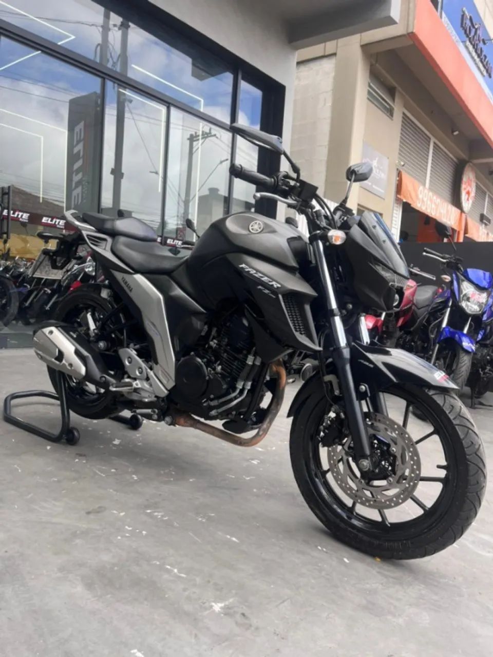 FAZER 250