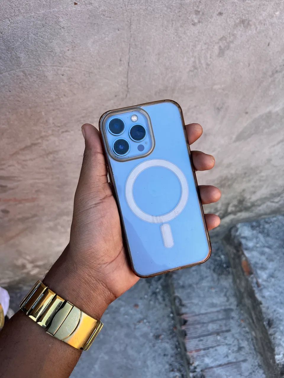 iPhone 13 Pro aceito um inferior com volta