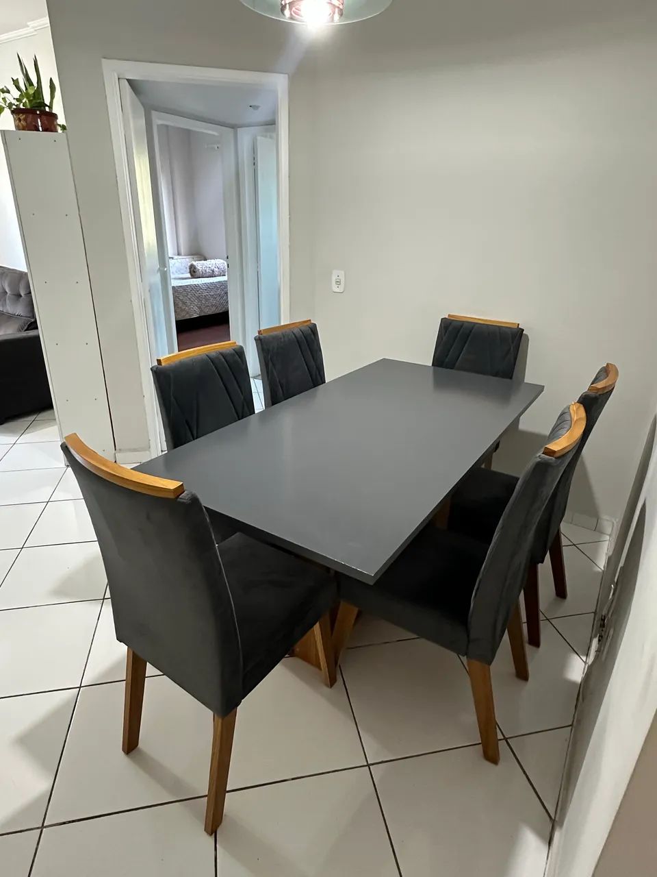 Mesa de Jantar Retangular Kavic com 6 Cadeiras Madeira Maciça Vegas