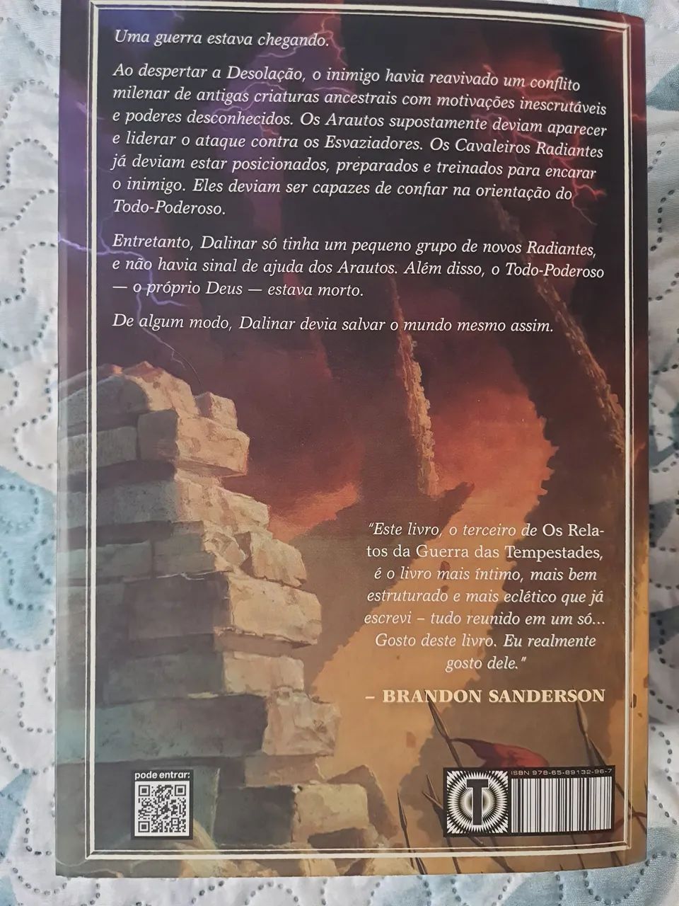 Livro Sacramentadora Brandon Sanderson - Foto 2