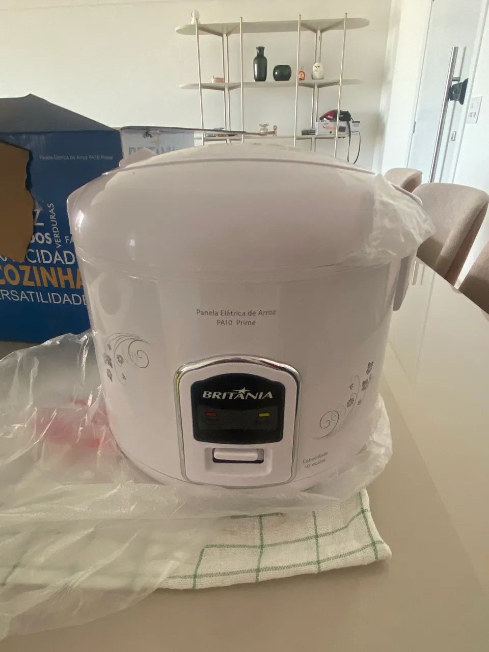 Panela de arroz elétrica nova - Foto 2
