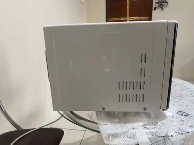 Micro-ondas LG 127V (Modelo MS3052R) - Foto 3