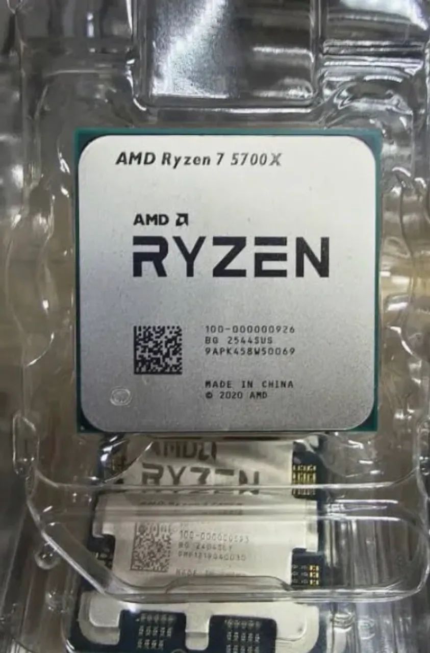 AMD RYZEN 7 5700x