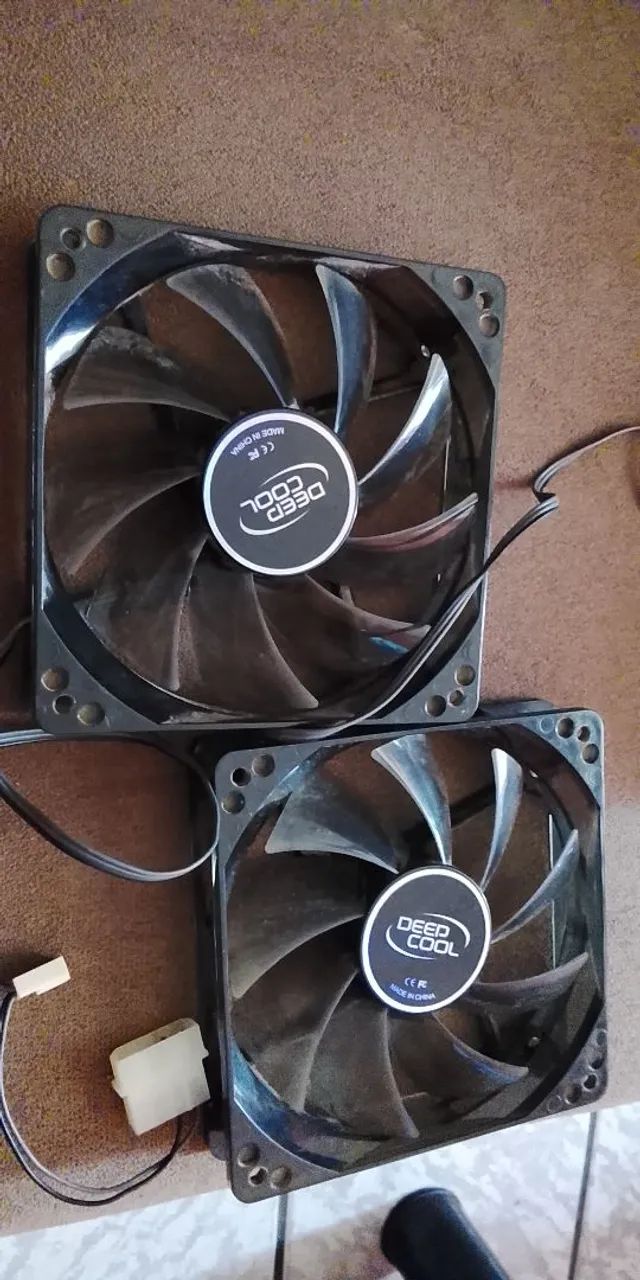Vendo 2 FANS pra computador da Marca deep Cool120mm - Foto 2