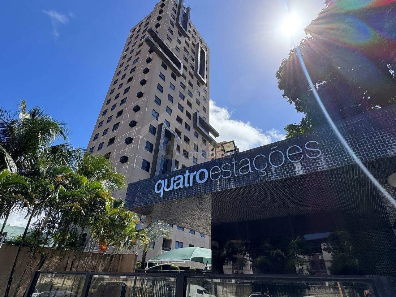 Apartamento mobliado 2 quartos e suíte em Candelária