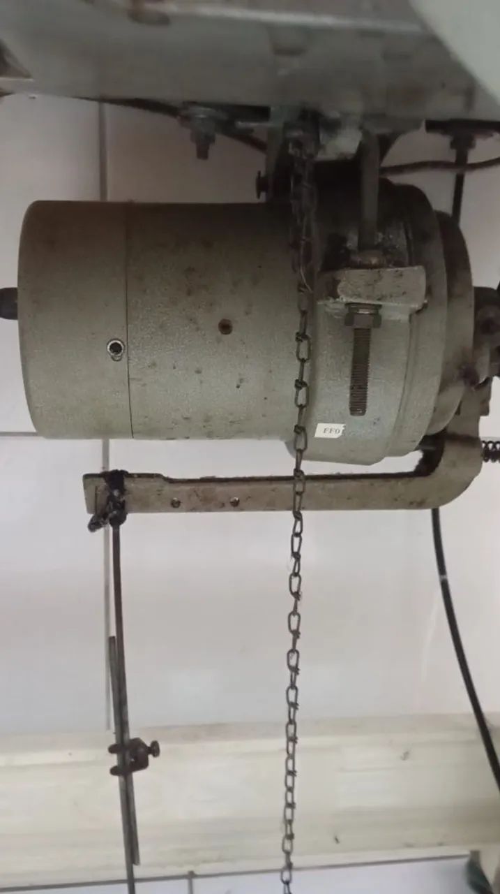 Máquina de costura interlock  - Foto 3