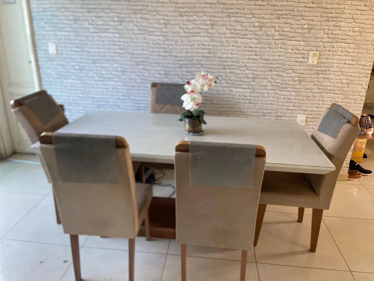 Linda mesa com 6 lugares  - Foto 5