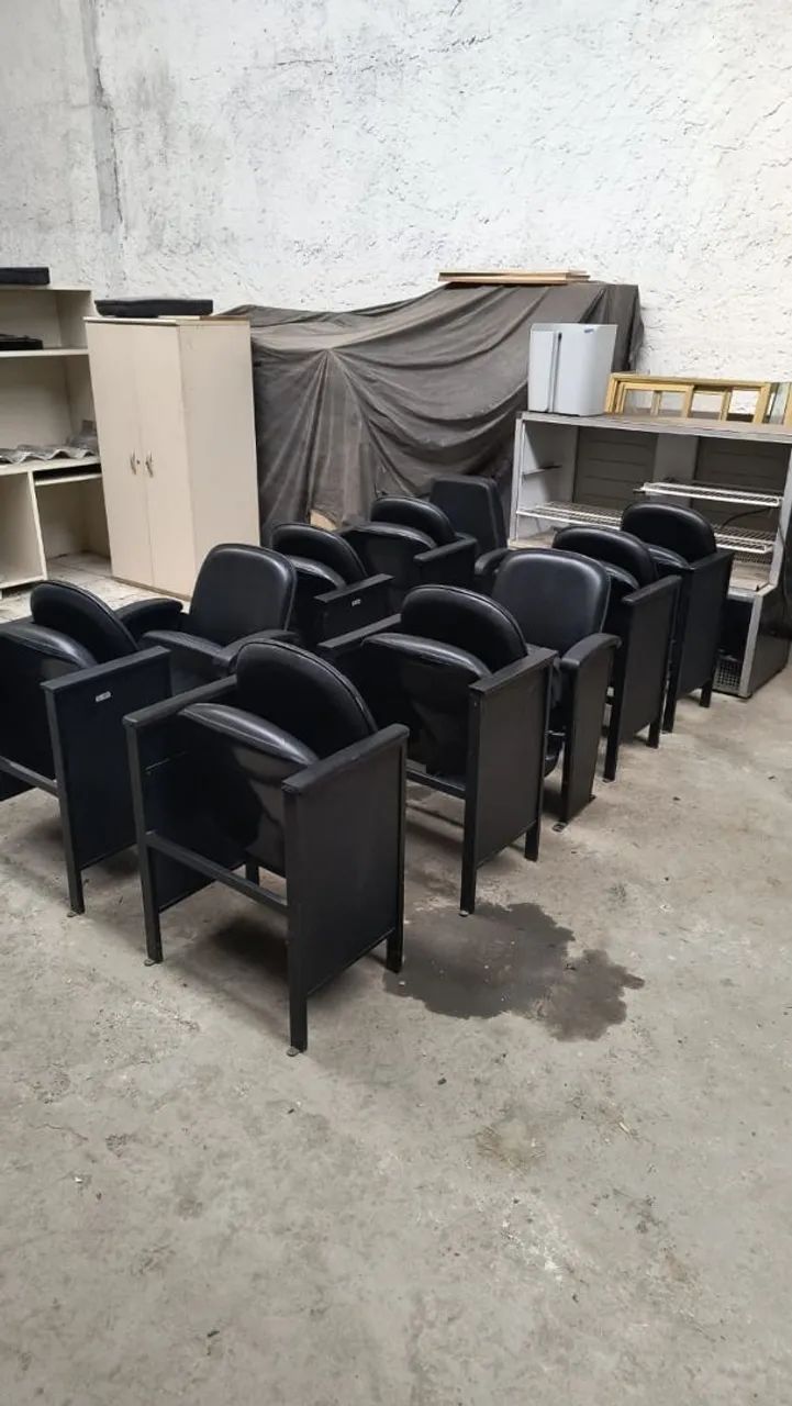  Vendo 7 Poltronas de auditório  - Foto 2