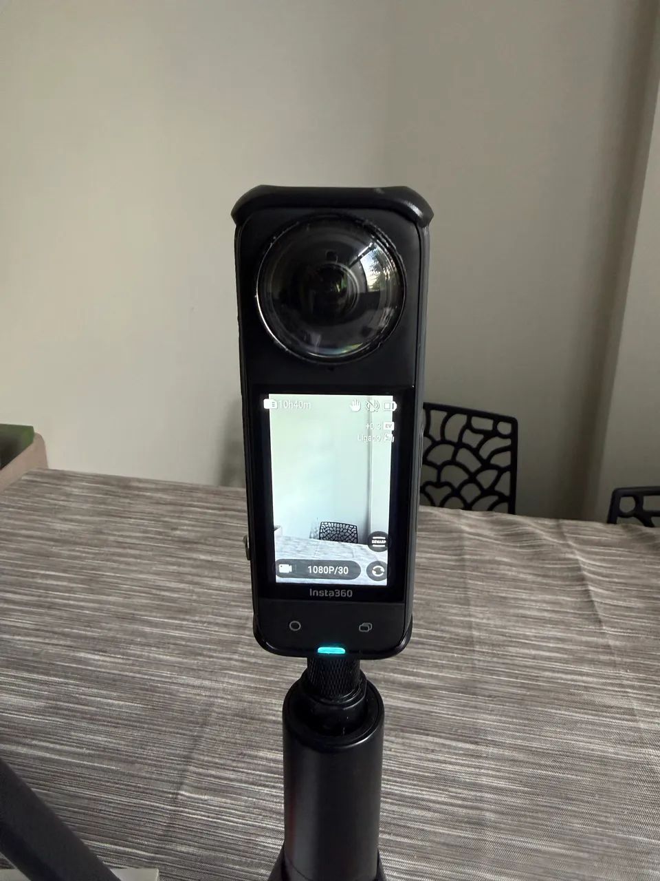 Insta360 X4