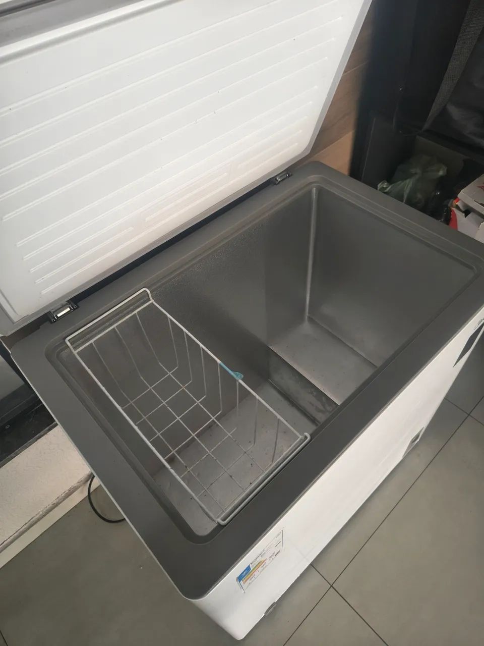 Frezzer horizontal 200l Midea 220v  - Foto 4