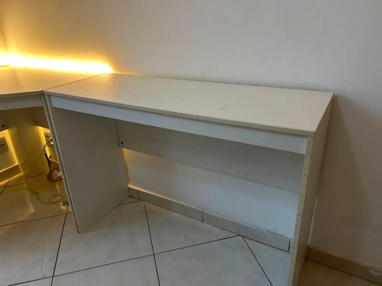 Mesa de escritório com led