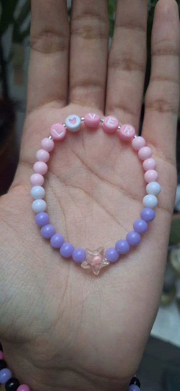 Bracelete de miçangas artesanal personalizado e pronta entrega - Foto 3