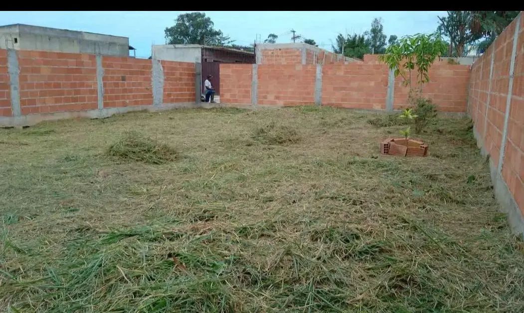 Terreno 12 por 18 todo murado com documentos - Foto 5