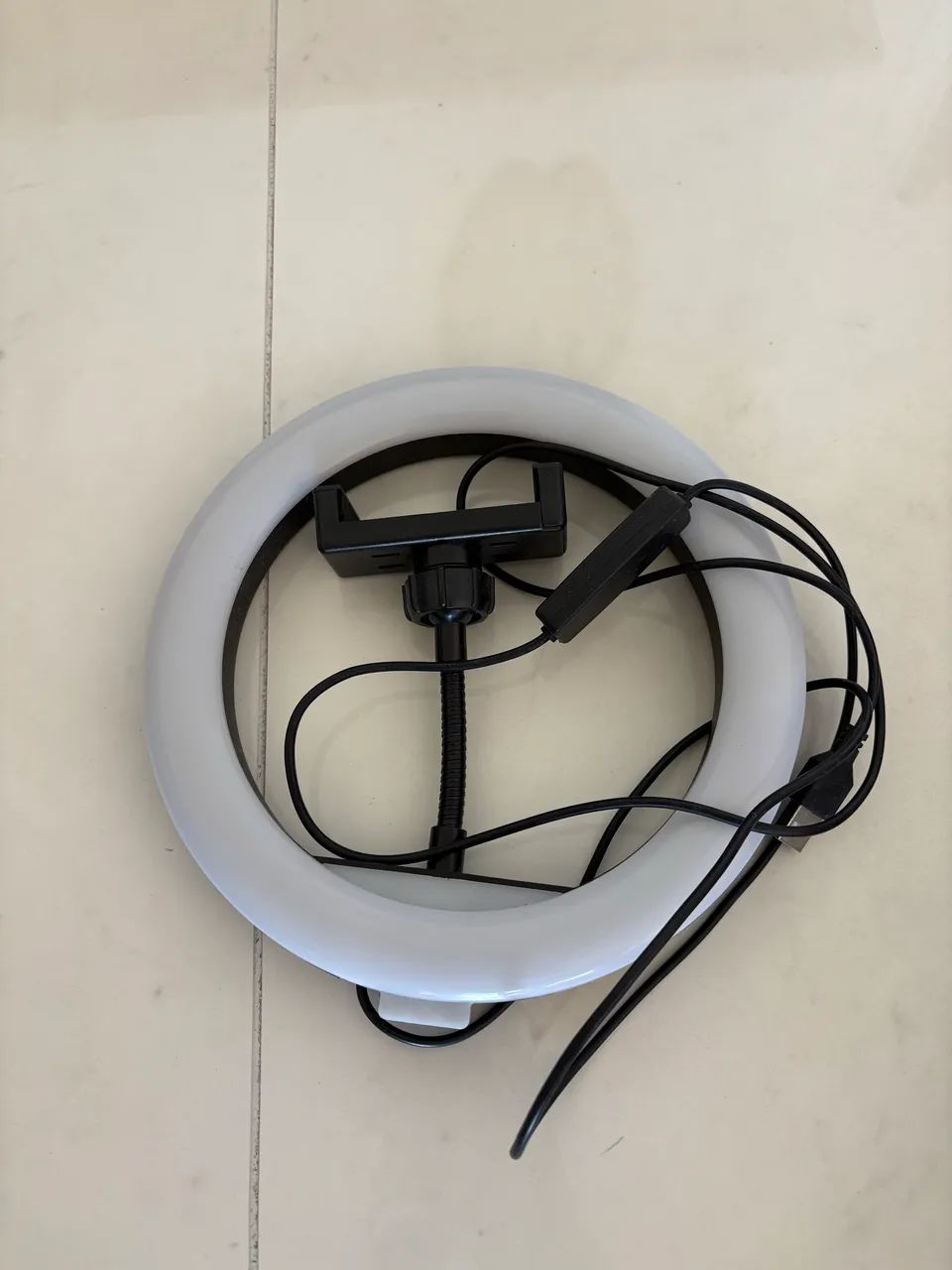 Ring light com tripé - Foto 4