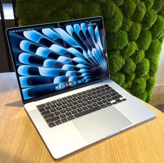 Macbook air m5 13"