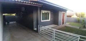 VENDO O2 QUARTOS CASA NO BALNEÁRIO DAS CONCHAS - Foto 5