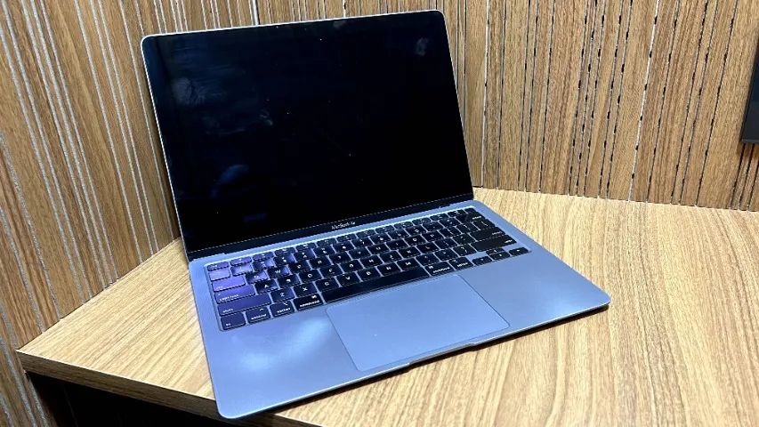MacBook Air | 8GB RAM | SSD 256GB | Caixa Original | Ótimo Estado - Foto 4