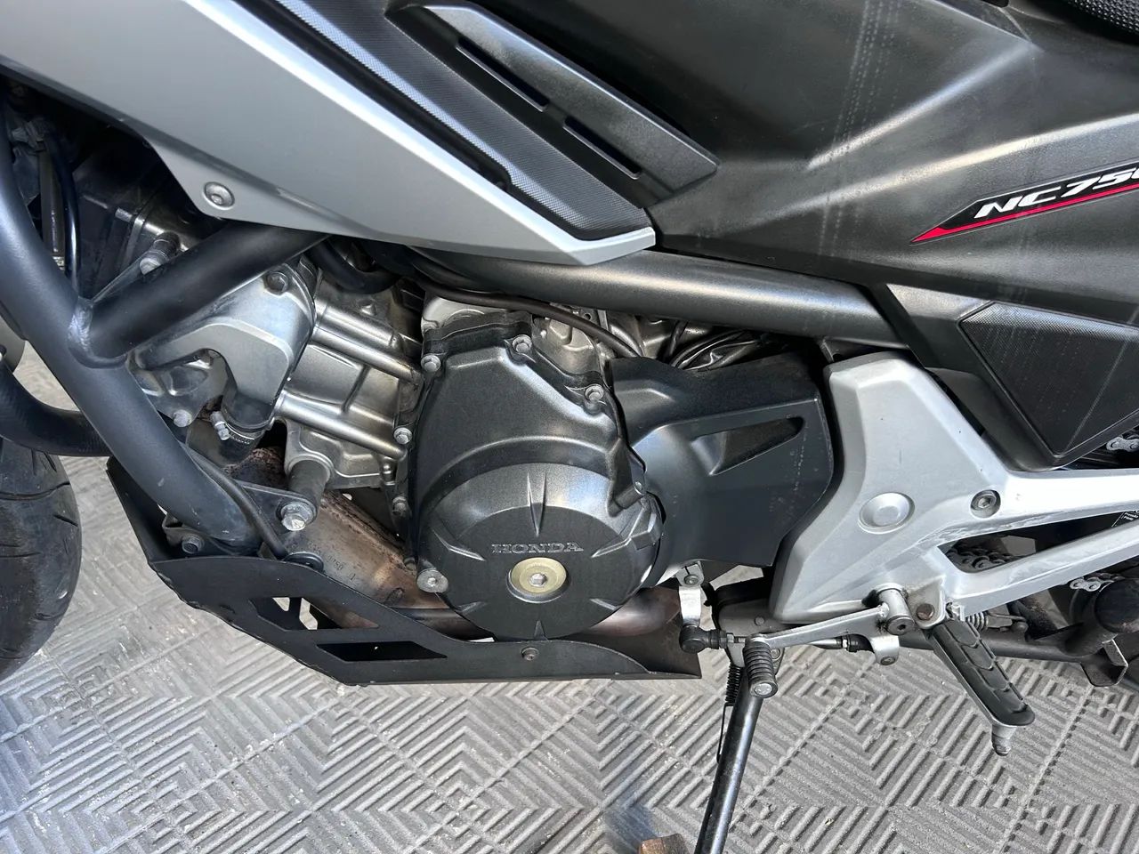 HONDA NC-750x 2019 - Foto 7