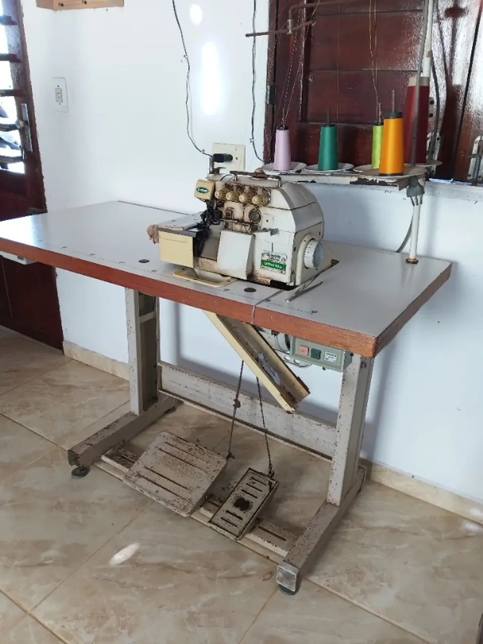 Vendo Interlock em perfeito estado 