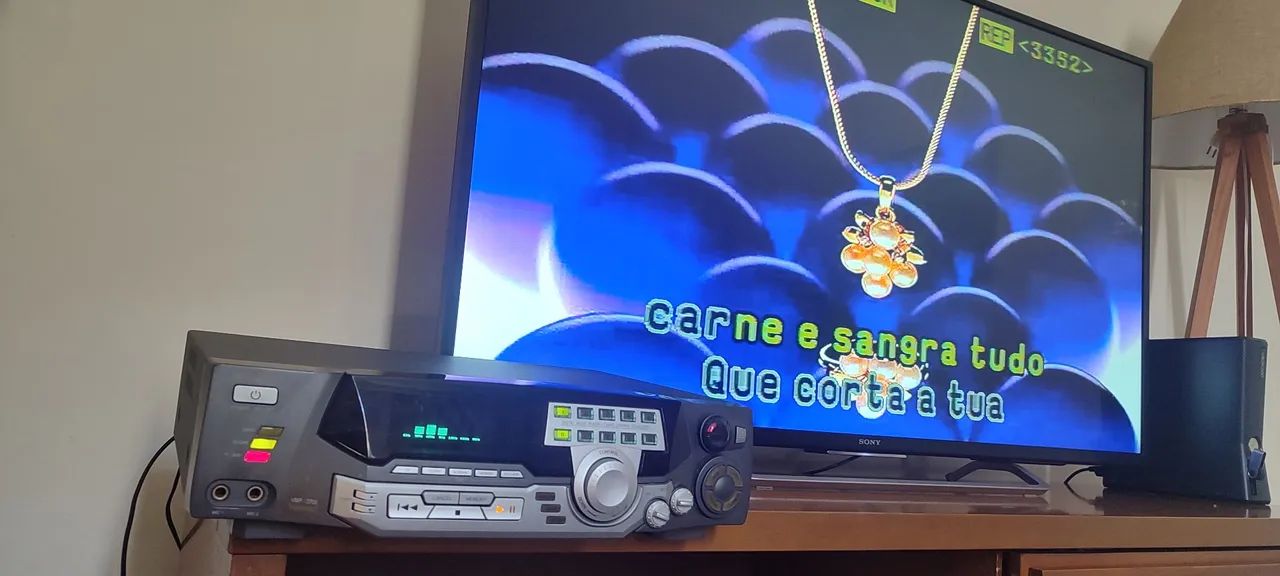 Videoke Raf 3700 c/ 5 cartuchos (+1000 Músicas)