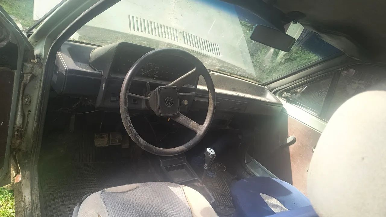Volkswagen Gol 1.6 MI/ 1.6i 2P (álcool) 1983